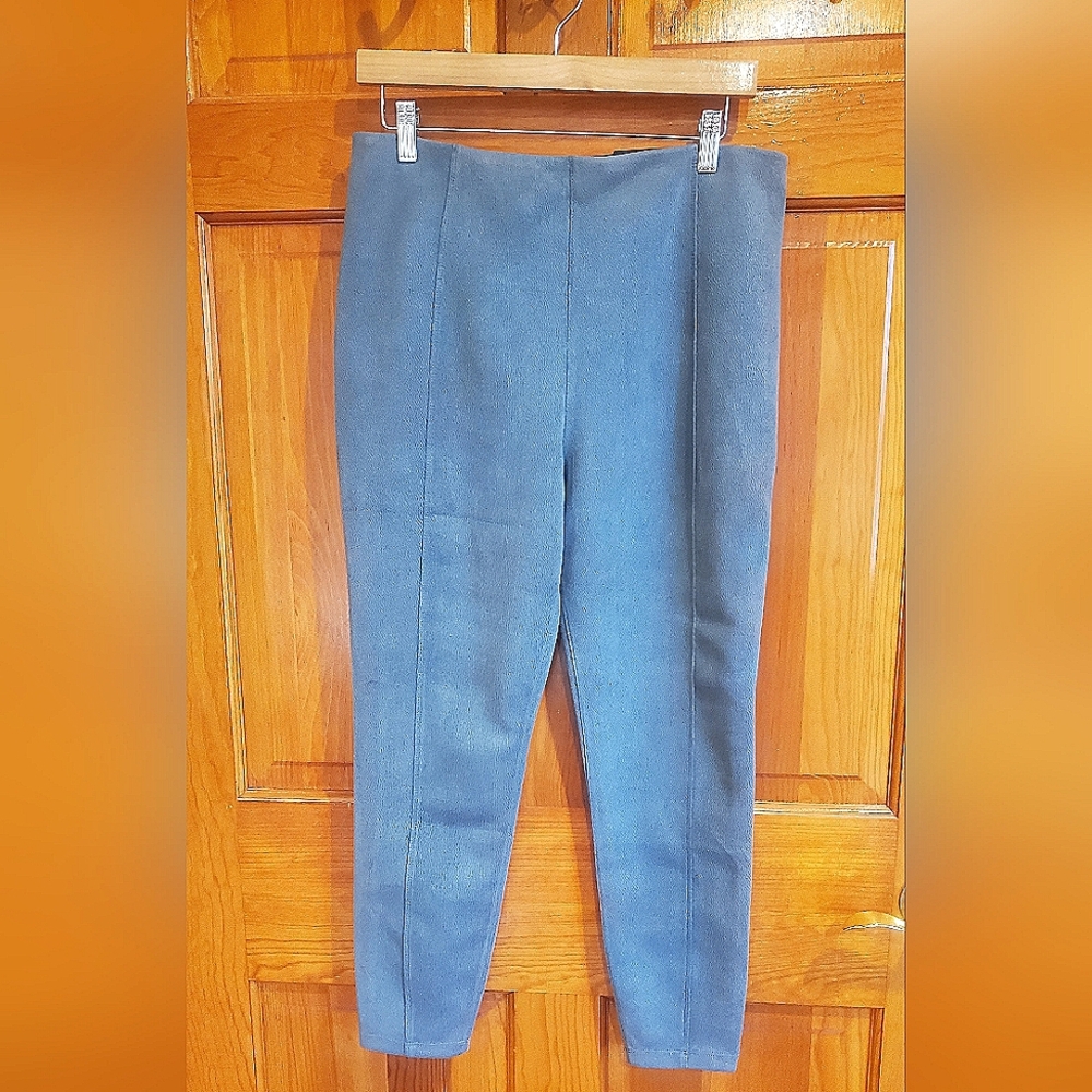 Liverpool Carolyn Classic High Rise Leggings Blue-Grey Suede material